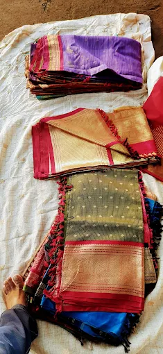 Traditional Zari Weave